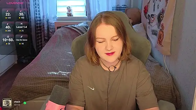 Snapshot of OliviaBlade chatting on 09-14-25, 05:06 OliviaBlade online show from 09-14-25, 05:06