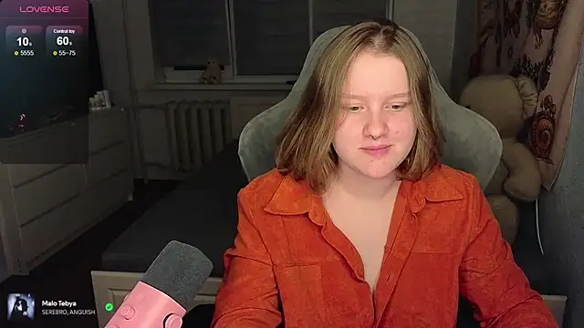 Snapshot of OliviaBlade chatting on 09-25-25, 02:10 OliviaBlade online show from 09-25-25, 02:10