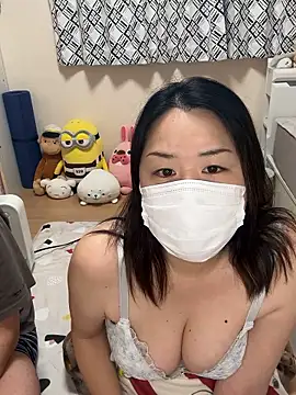 Snapshot of kobaru69 chatting on 02-08-26, 01:58 kobaru69 online show from 02-08-26, 01:58