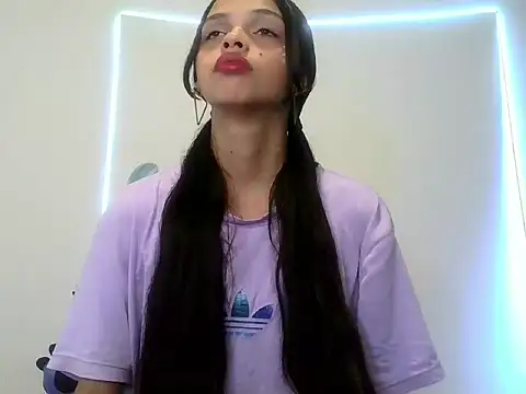 lucy babyy online show from 10-06-25, 07:11