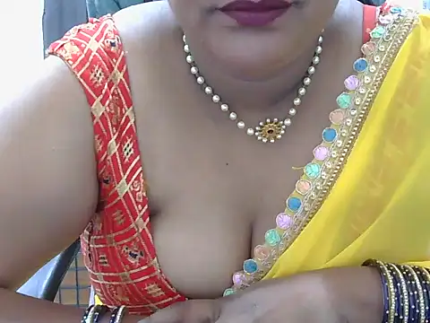 Snapshot of Nisha-telugu chatting on 05-20-26, 05:08 Nisha-telugu online show from 05-20-26, 05:08