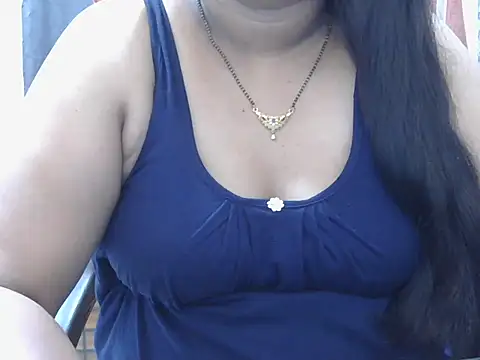 Snapshot of Nisha-telugu chatting on 06-02-26, 06:59 Nisha-telugu online show from 06-02-26, 06:59