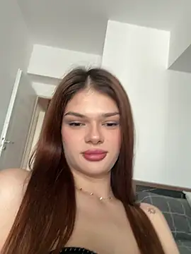 Snapshot of selenatress chatting on 09-18-25, 11:23 selenatress online show from 09-18-25, 11:23