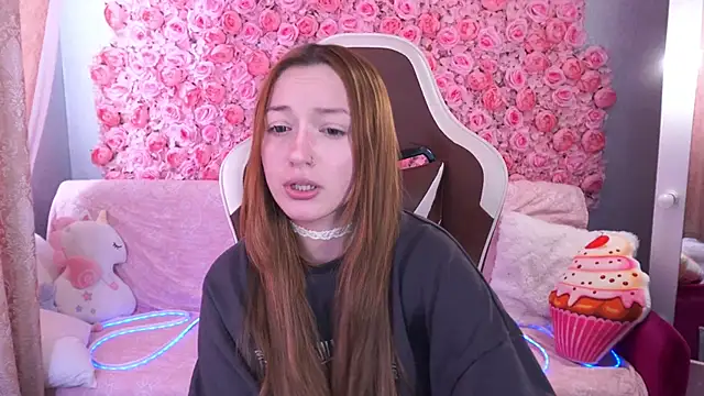 FoxyMayy online show from 05-28-26, 01:41