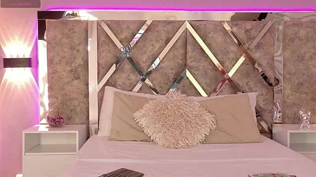 CarolinaaGomezz online show from 11-15-25, 03:26