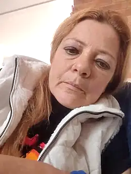 Casandra Cruz online show from 10-12-25, 06:51