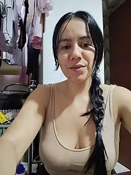 Snapshot of valen-sexx chatting on 07-08-26, 04:17 valen-sexx online show from 07-08-26, 04:17