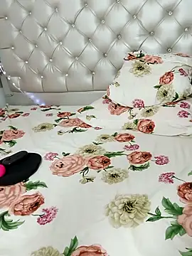 ZARAY 1118 online show from 11-21-25, 07:12