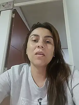 vanessa-titisM online show from 05-31-26, 12:19