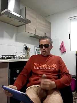 EmilioTaladdro online show from 04-01-26, 06:03