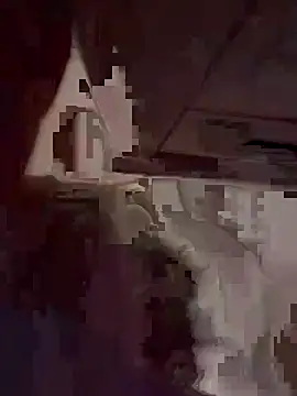 Snapshot of amberlynntun chatting on 10-20-25, 10:54 amberlynntun online show from 10-20-25, 10:54