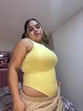 Snapshot of Anabelle_00_ chatting on 04-25-26, 03:09 Anabelle 00 online show from 04-25-26, 03:09