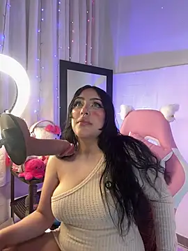 ashlynnlowe  online show from 04-08-26, 10:43