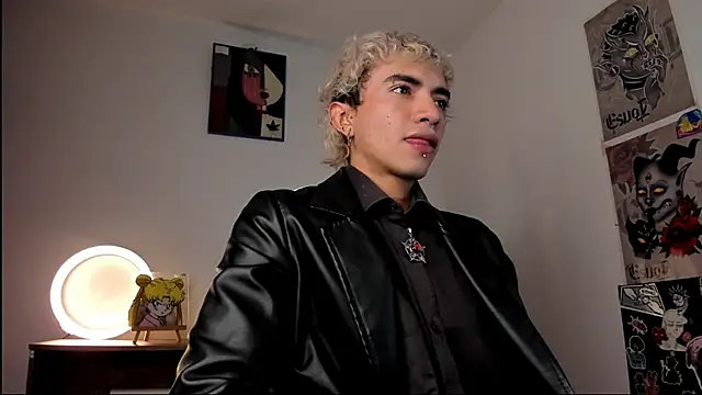 guynextdo0r online show from 10-24-25, 08:49