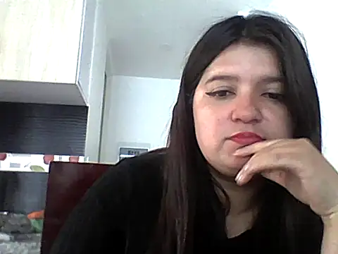 DANIELLADOLCE online show from 09-30-25, 06:57