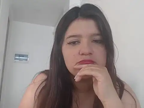 DANIELLADOLCE online show from 10-01-25, 01:28