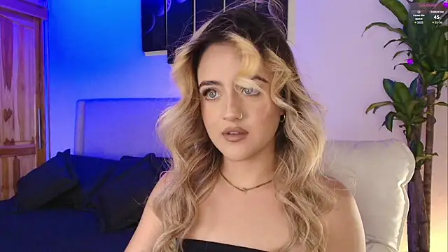 MaryMoon  online show from 11-15-25, 09:00