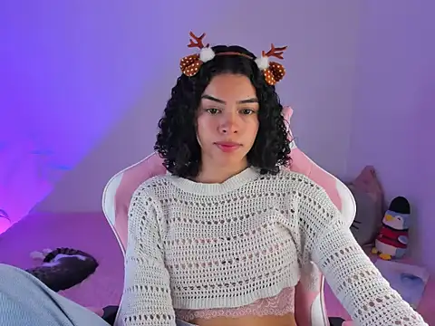 maddy parker   online show from 12-21-25, 07:32