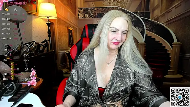 Snapshot of Nina_Devillle chatting on 05-31-26, 01:47 Nina Devillle online show from 05-31-26, 01:47