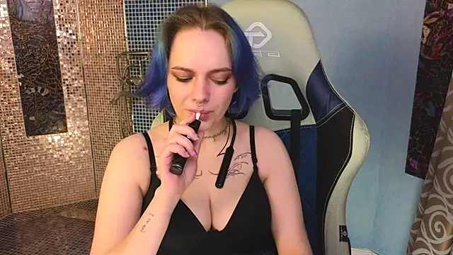 Eniferi online show from 11-09-25, 03:43