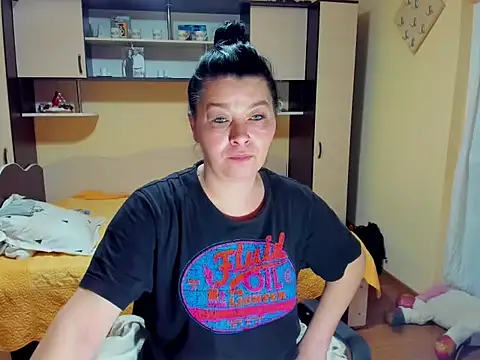 Soffy Skye online show from 02-09-26, 05:00