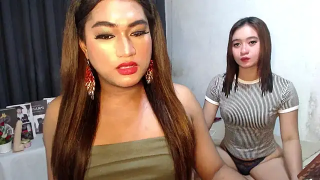 Elysia Fox online show from 03-16-26, 06:39