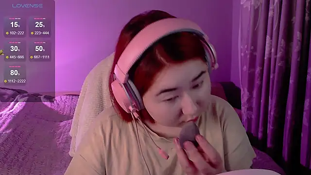 Sexy Peachy online show from 10-21-25, 09:10