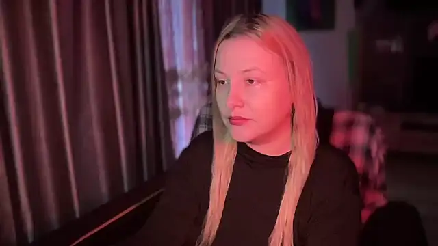 Snapshot of BikiHellena chatting on 11-02-25, 05:54 BikiHellena online show from 11-02-25, 05:54