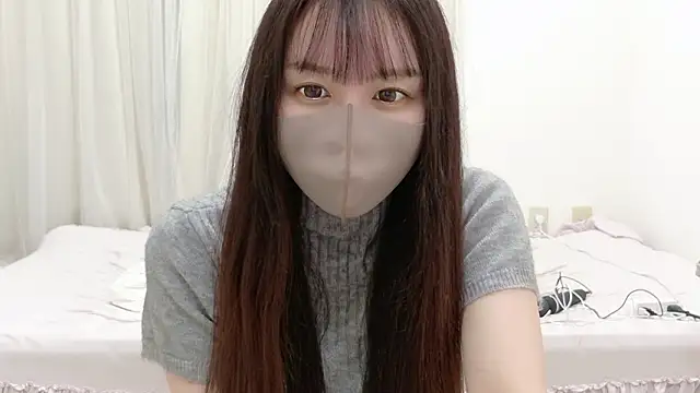  Mia land  online show from 05-08-26, 01:49