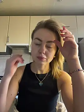 MartaLuna  online show from 02-27-26, 12:16