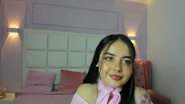 Snapshot of Ashleypetit chatting on 05-05-26, 01:08 Ashleypetit online show from 05-05-26, 01:08