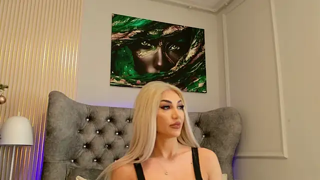 MeganXDesire online show from 12-23-25, 05:49