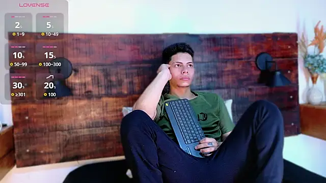 JhosuaVega online show from 02-01-26, 02:43