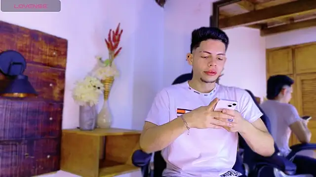 JhosuaVega online show from 04-08-26, 02:11