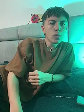 NaytonFreeman online show from 02-09-26, 12:20