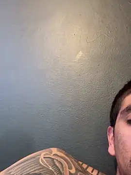 busnfatnutsLildee online show from 11-11-25, 04:51