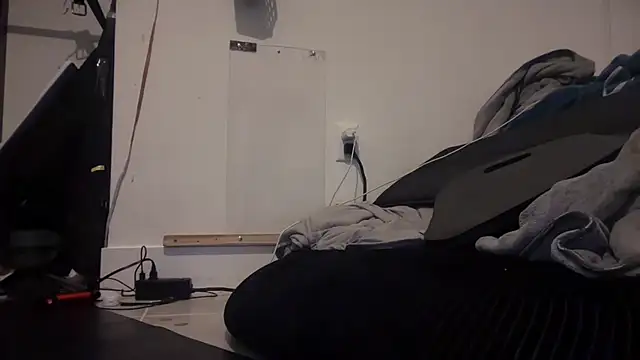 jasoncali305 online show from 11-16-25, 01:49