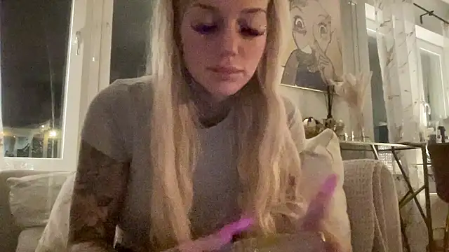 paulinaalatalo online show from 01-07-26, 07:49