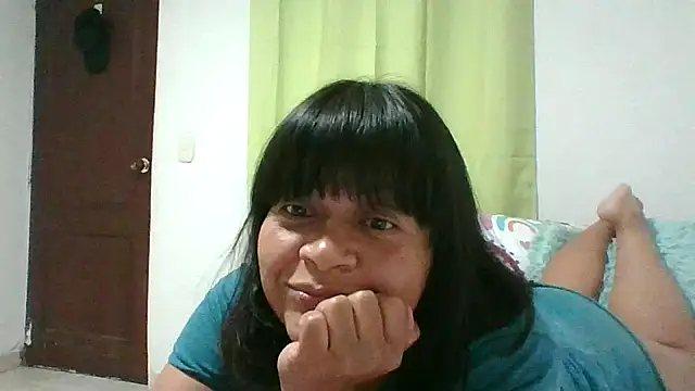 adri89-g online show from 04-04-26, 01:04