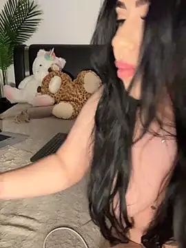 Snapshot of Andrestarr chatting on 03-02-25, 11:20 Andrestarr online show from 03-02-25, 11:20