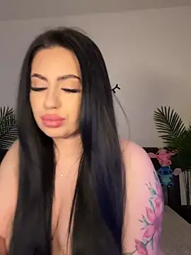 Snapshot of Andrestarr chatting on 03-12-25, 01:47 Andrestarr online show from 03-12-25, 01:47