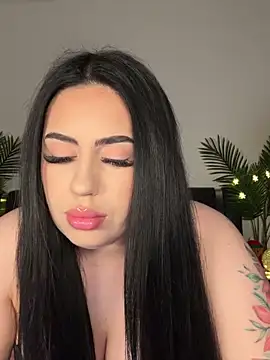 Snapshot of Andrestarr chatting on 11-18-25, 07:07 Andrestarr online show from 11-18-25, 07:07