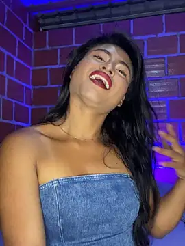 Snapshot of Michelle_Narvaez chatting on 03-04-26, 01:11 Michelle Narvaez online show from 03-04-26, 01:11