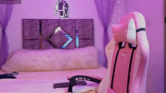 danilu and eva21 online show from 10-02-25, 09:11