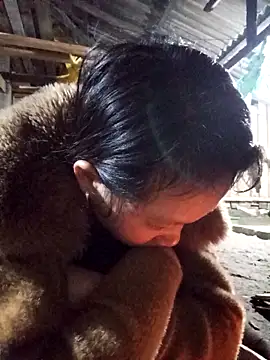 bonnie-00 online show from 11-14-25, 10:51