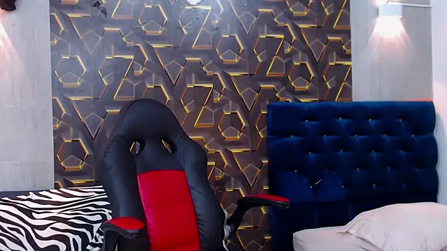 fire drako  online show from 11-11-25, 03:06