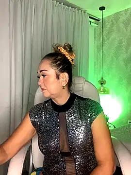 Snapshot of BunnyGlow50 chatting on 09-25-25, 02:59 BunnyGlow50 online show from 09-25-25, 02:59