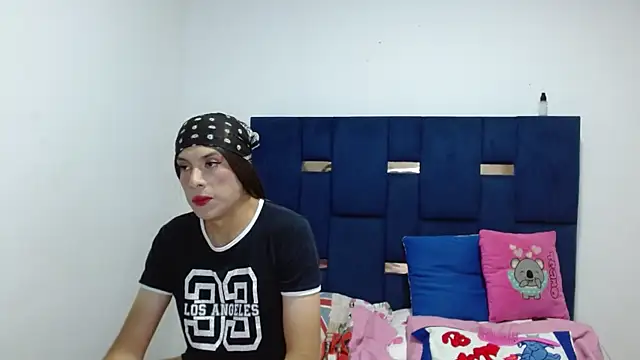 PinkLuna LolaBloom online show from 04-05-26, 02:31