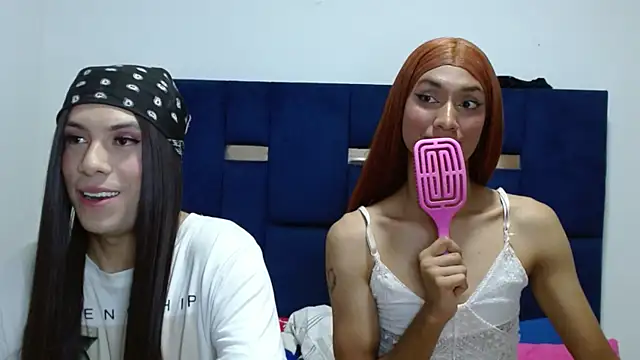PinkLuna LolaBloom online show from 05-15-26, 11:23