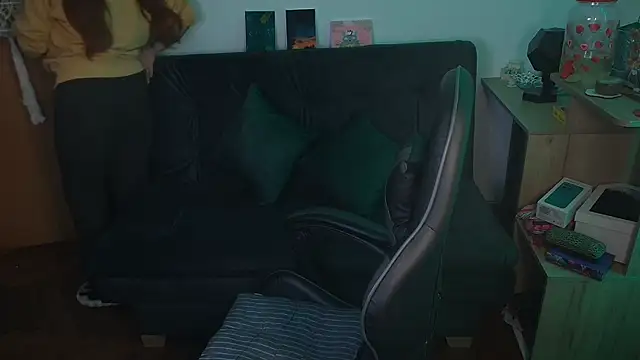 Miacatsito3 online show from 11-06-25, 02:34